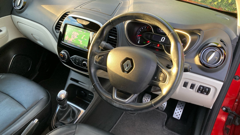 Renault Captur 1.3 TCE 130 GT Line 5dr Petrol Hatchback